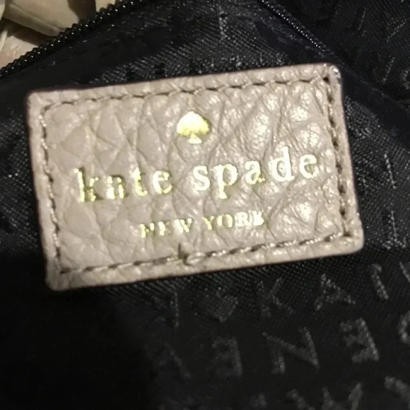 Kate Spade crossbody grey/white/ black crossbody - Picture 3 of 8